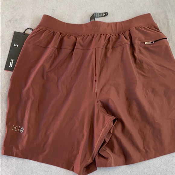 Lululemon x barrys stronger as one short 7” - Picture 5 of 7